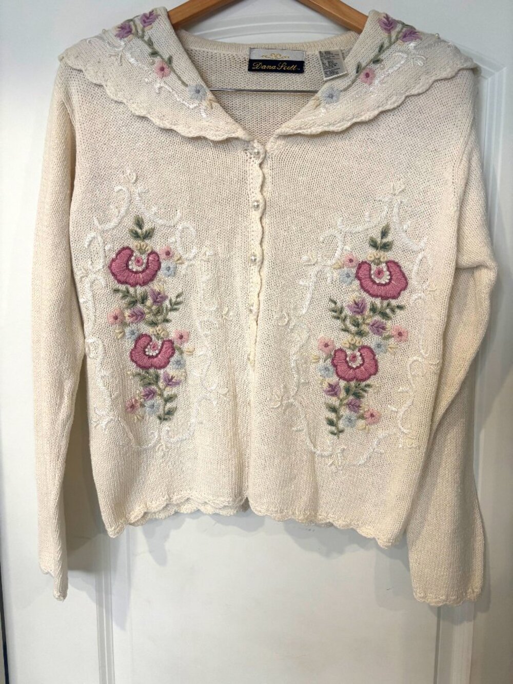 Vintage 90s Dana Scott Embroidered Statement Cottagecore Cardigan Sweater Small